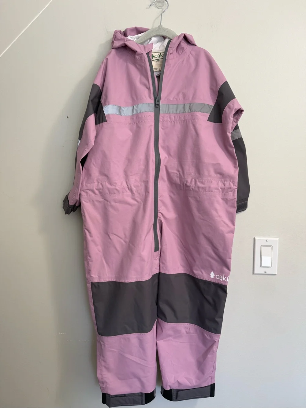 Oakiwear excellent barely